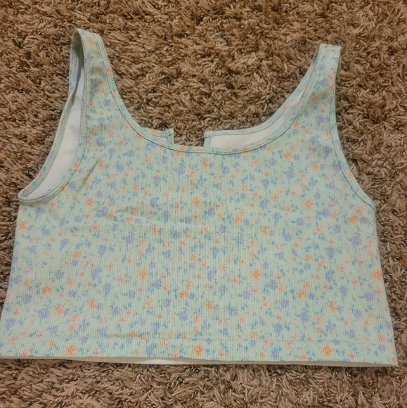 Seriously Soft Cropped Tank - Picture 3 of 3